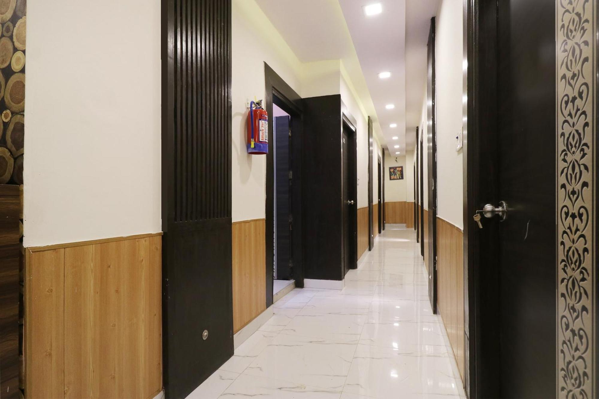 Hotel O Sangeet Faridabad Zewnętrze zdjęcie